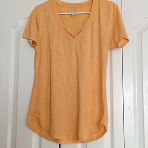 Small yellow Z Supply short sleeve shirt